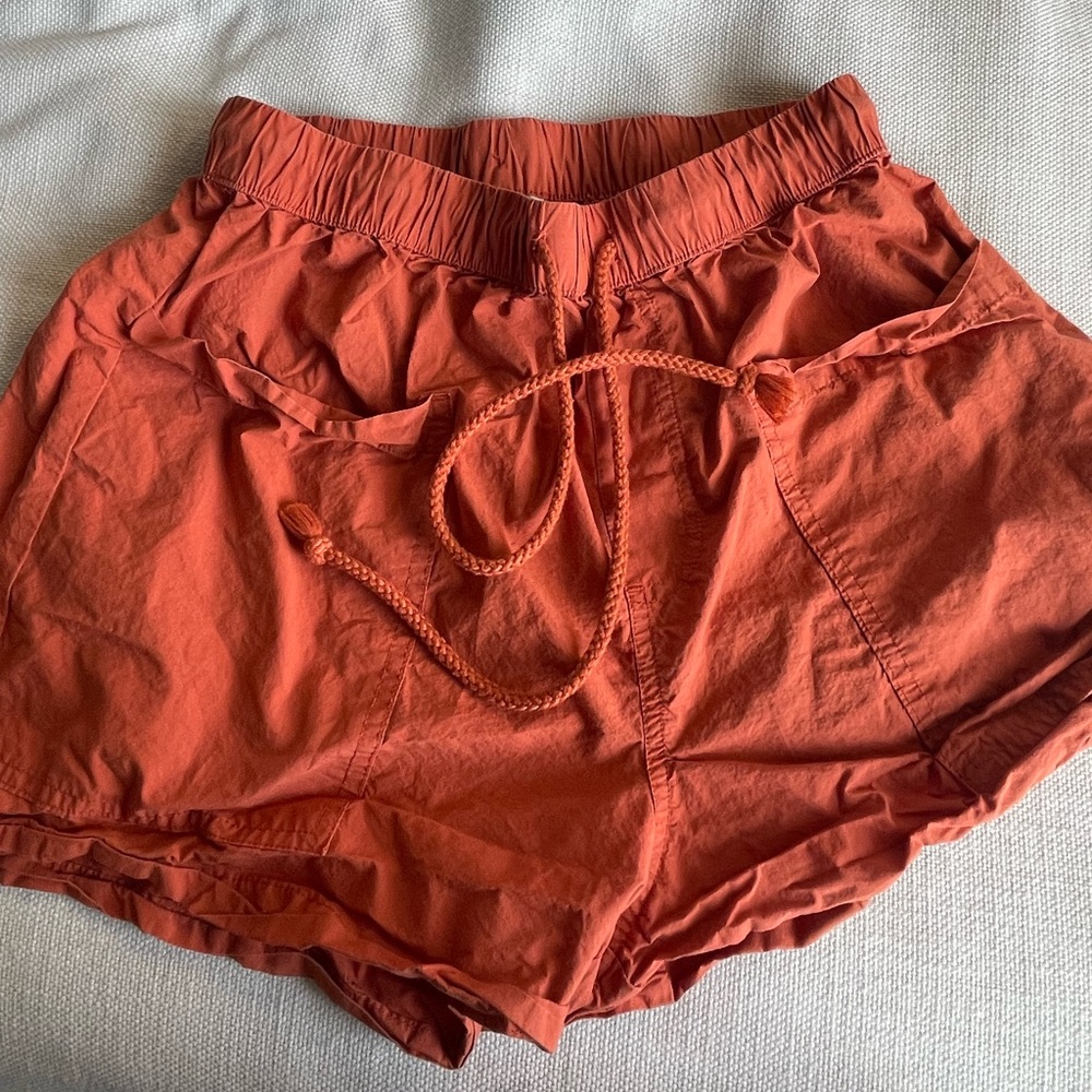 Universal Thread Women's Drawstring Active Shorts - Rust